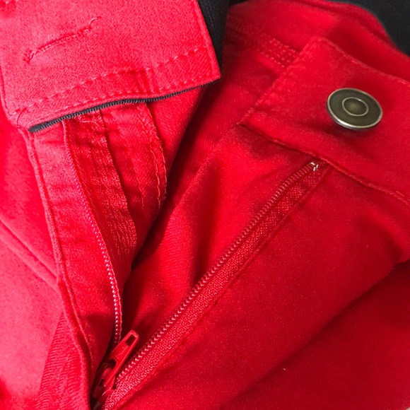 Red Jeans - Picture 5 of 10